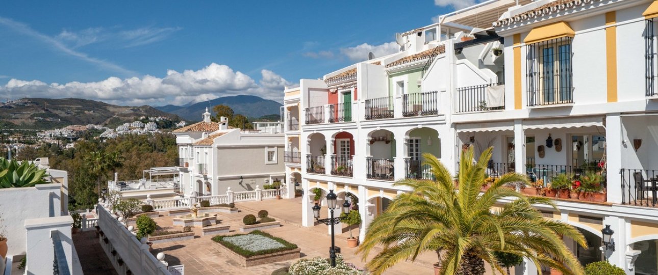 Resale - Town house - Marbella - Nueva Andalucía