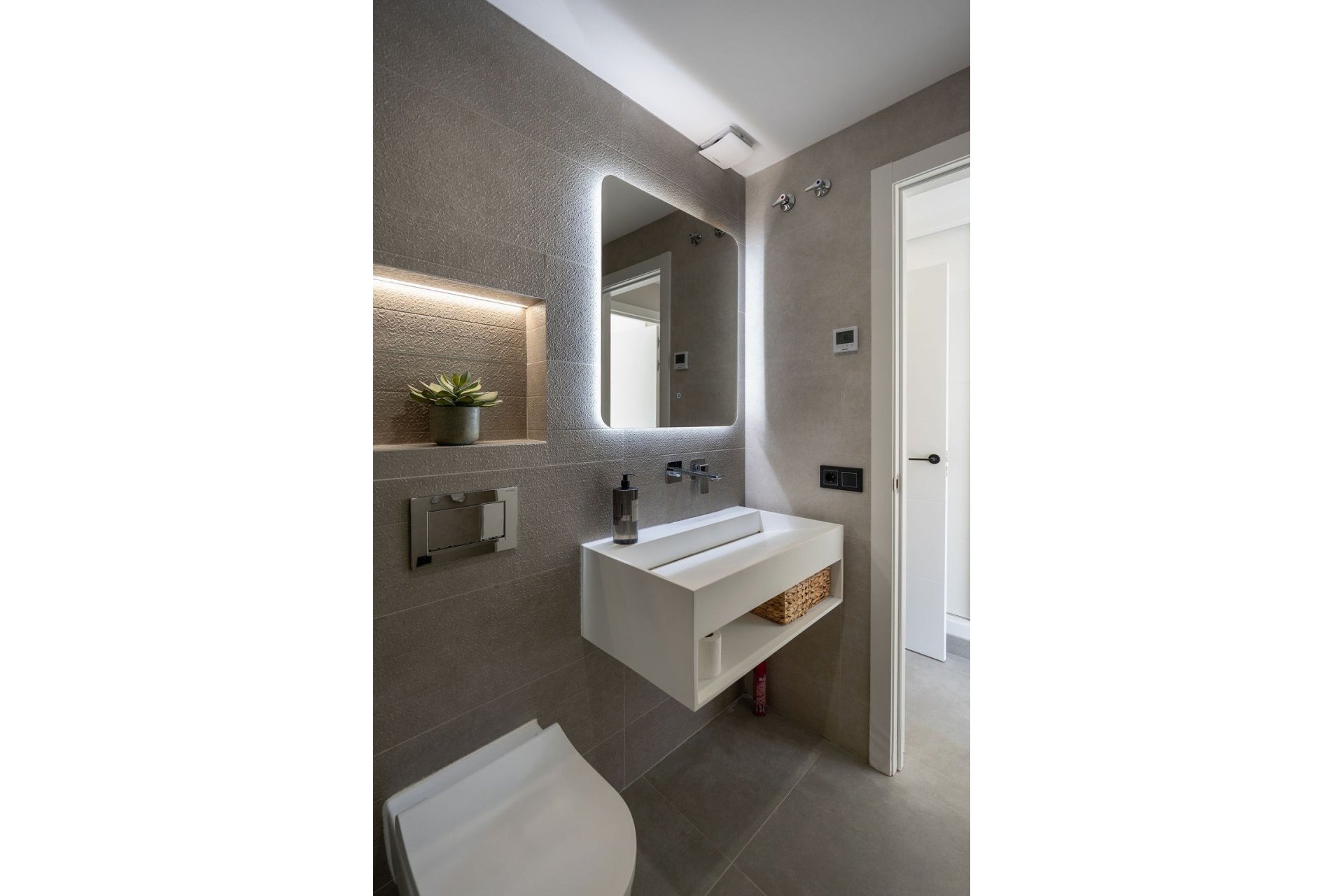 Resale - Town house - Marbella - Nueva Andalucía