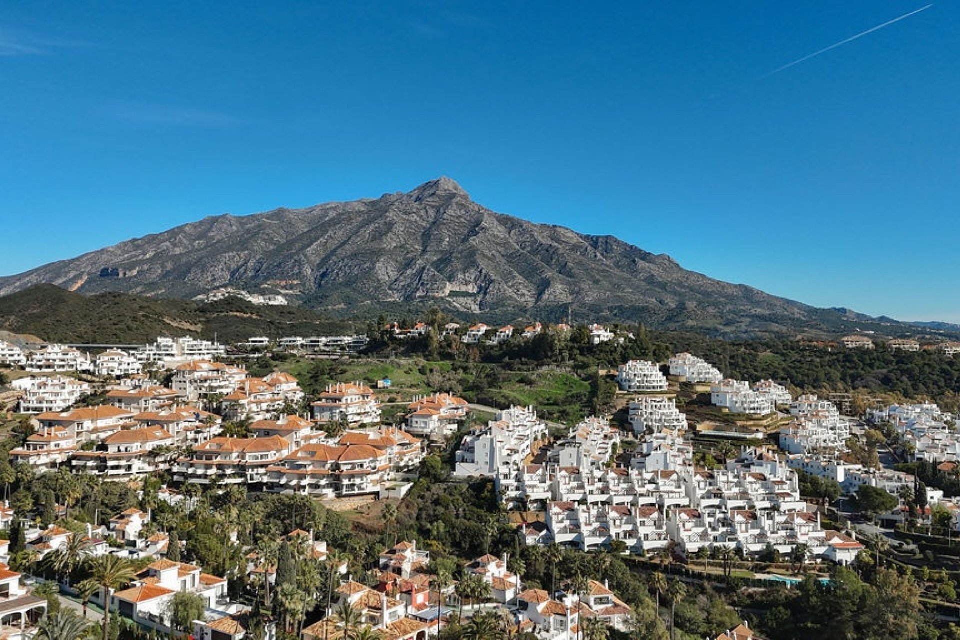 Resale - Town house - Marbella - Nueva Andalucía