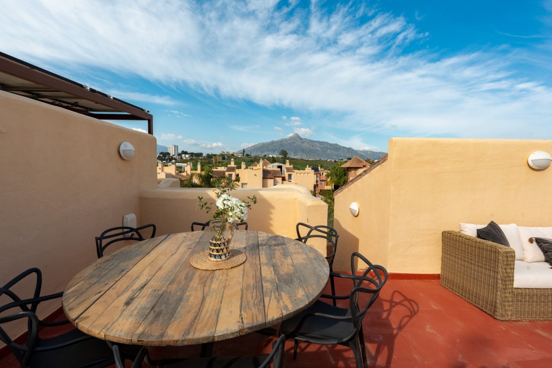 Resale - Town house - Marbella - Nueva Andalucía