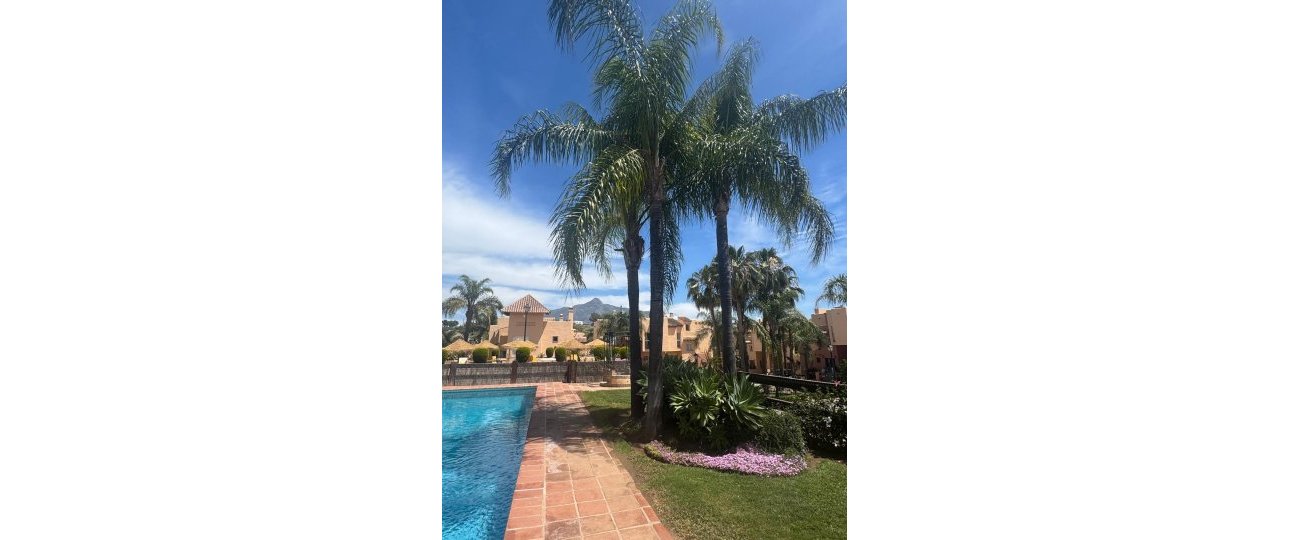 Resale - Town house - Marbella - Nueva Andalucía