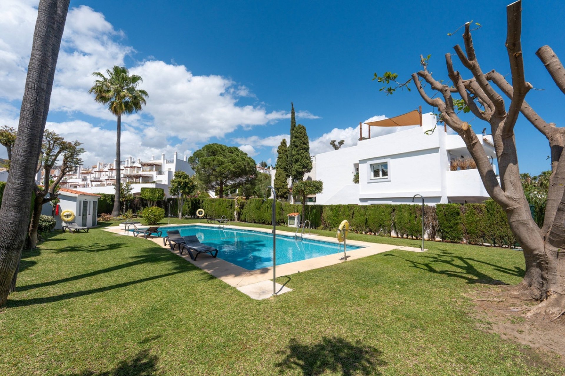 Resale - Town house - Marbella - Nueva Andalucía