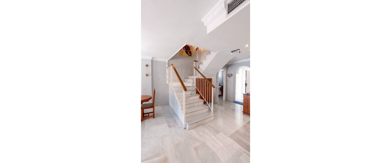 Resale - Town house - Marbella - Nueva Andalucía