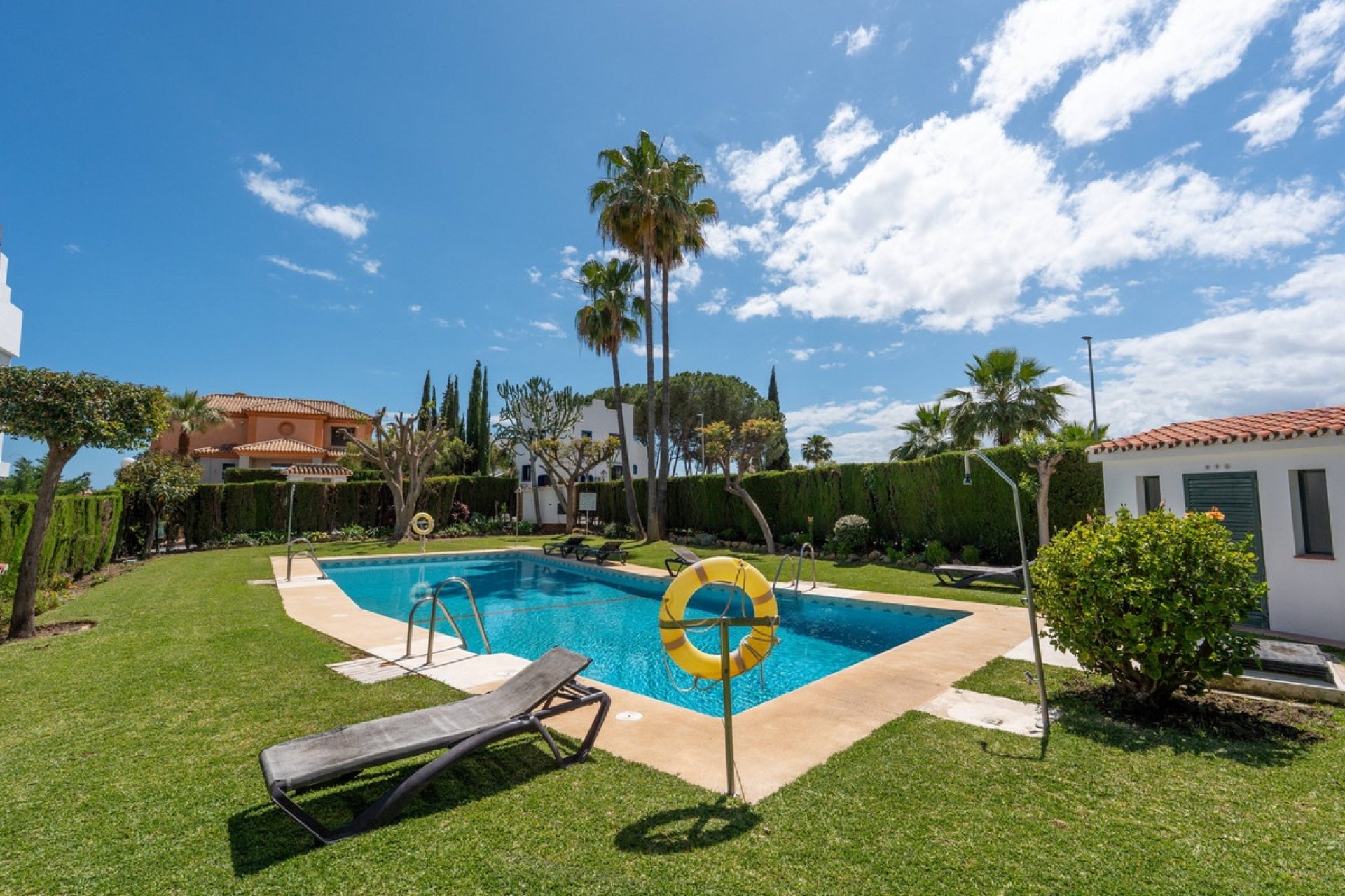 Resale - Town house - Marbella - Nueva Andalucía