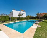 Resale - Town house - Marbella - Nueva Andalucía