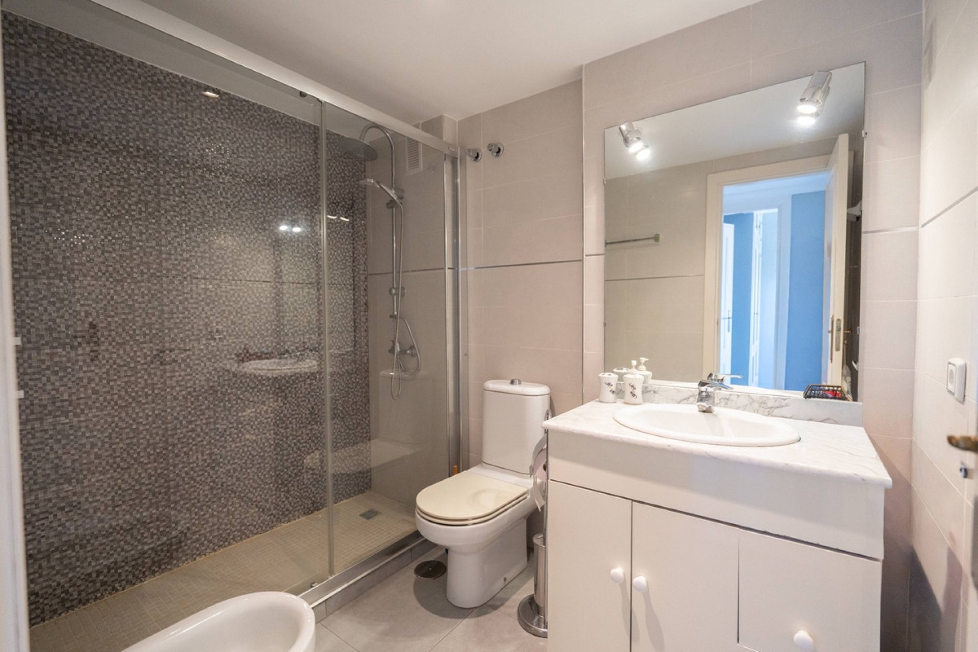 Resale - Town house - Marbella - Nueva Andalucía