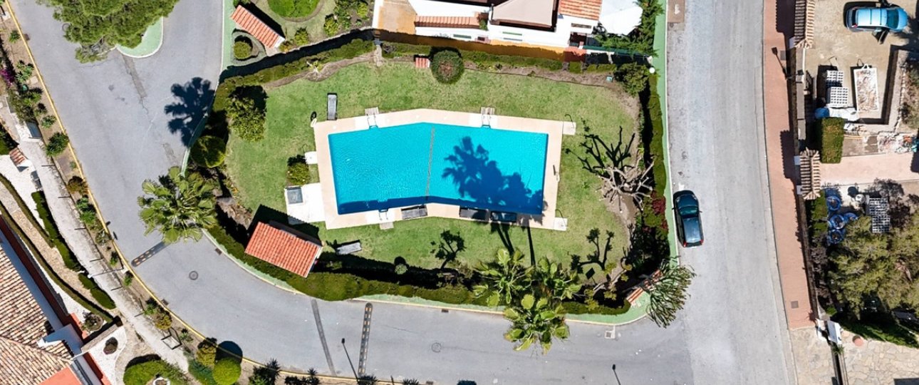 Resale - Town house - Marbella - Nueva Andalucía