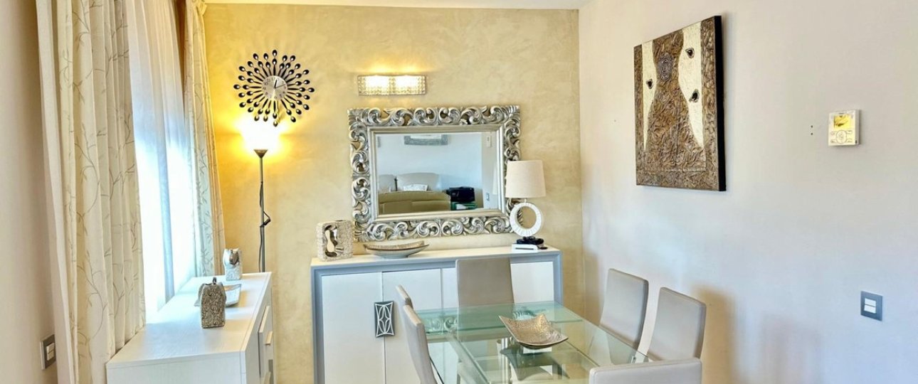 Resale - Town house - Marbella - Nueva Andalucía