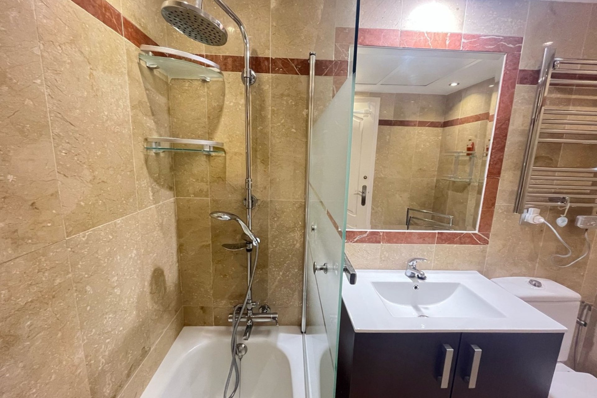 Resale - Town house - Marbella - Nueva Andalucía