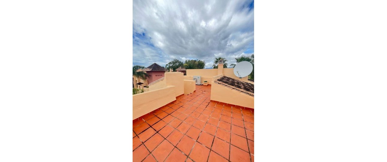 Resale - Town house - Marbella - Nueva Andalucía