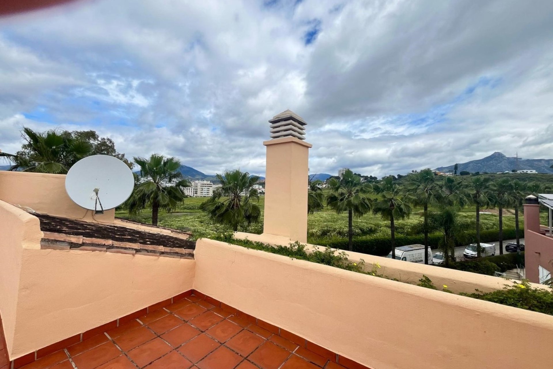 Resale - Town house - Marbella - Nueva Andalucía