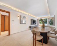 Resale - Town house - Marbella - Nueva Andalucía