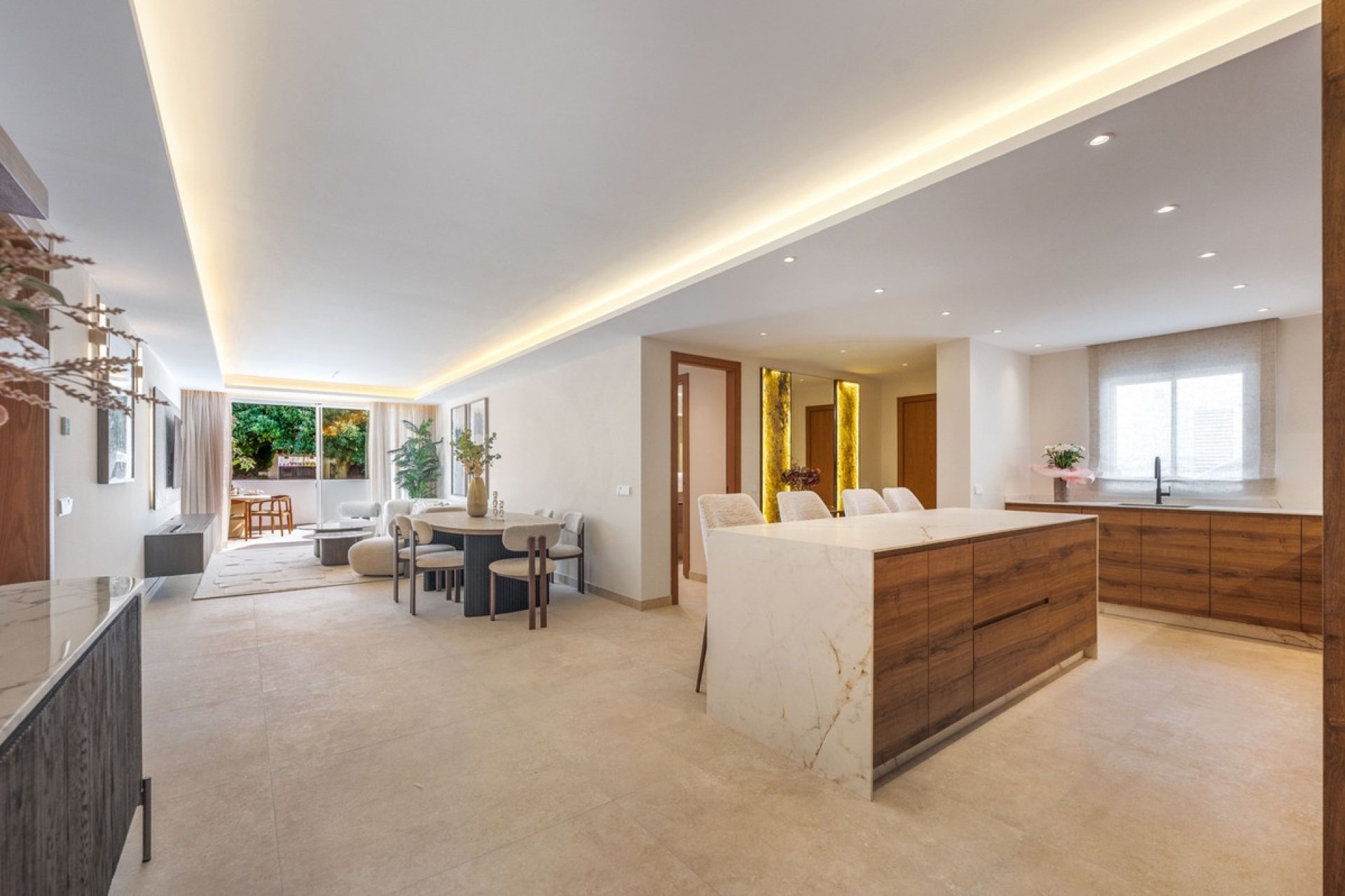 Resale - Town house - Marbella - Nueva Andalucía