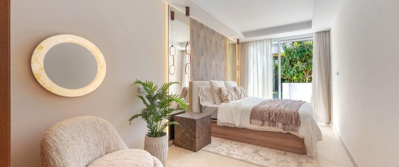 Resale - Town house - Marbella - Nueva Andalucía