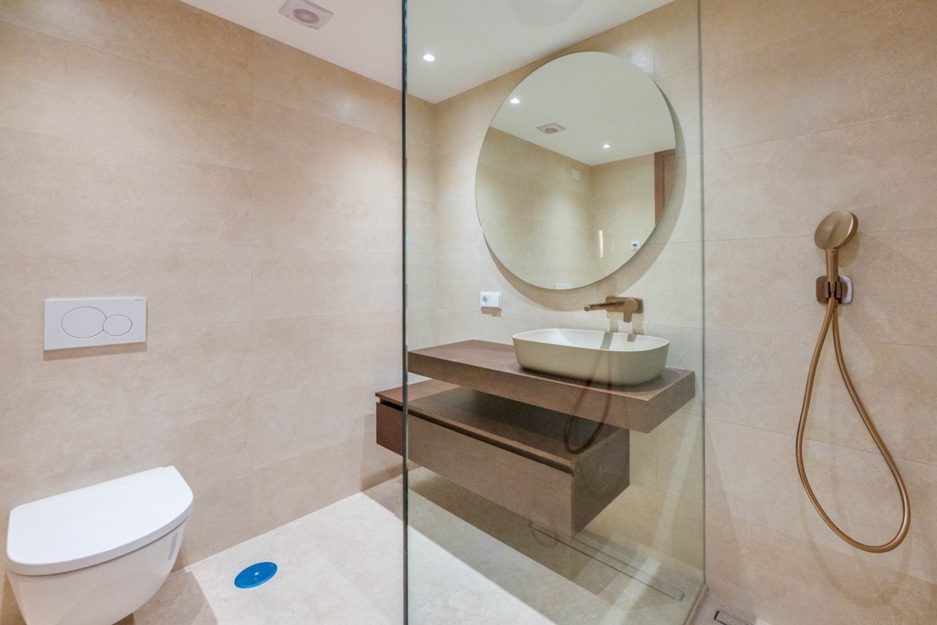 Resale - Town house - Marbella - Nueva Andalucía