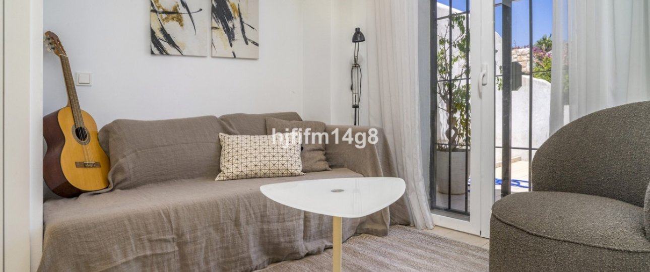Resale - Town house - Marbella - Nueva Andalucía