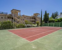 Resale - Town house - Marbella - Nueva Andalucía