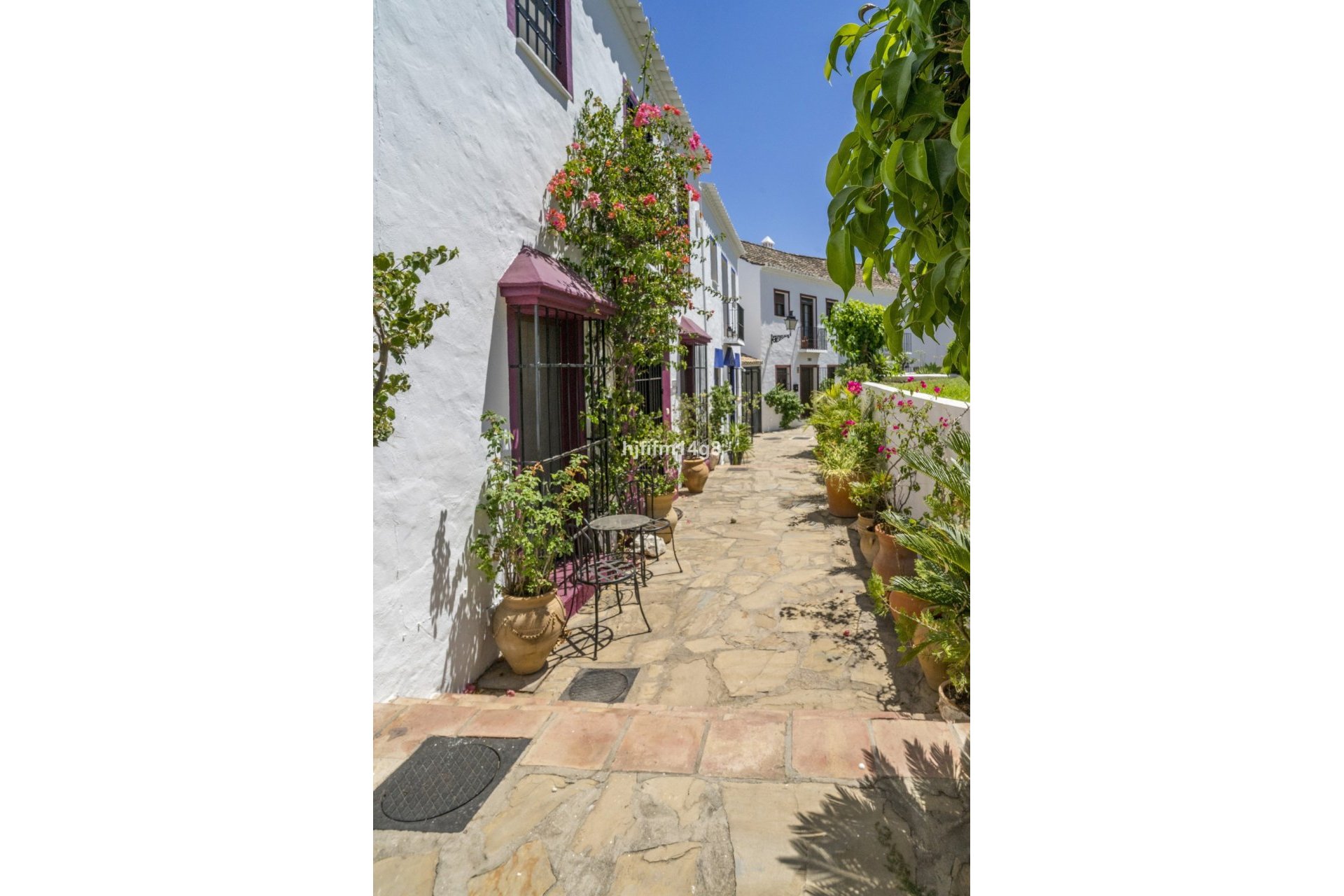 Resale - Town house - Marbella - Nueva Andalucía