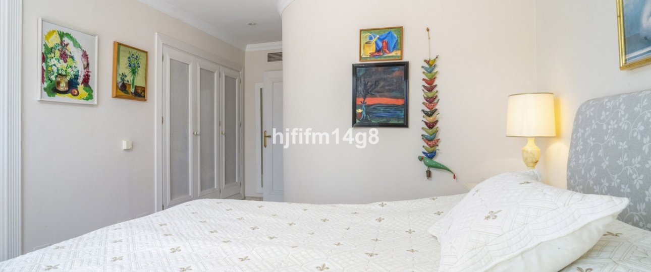 Resale - Town house - Marbella - Nueva Andalucía
