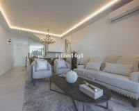 Resale - Town house - Marbella - Nueva Andalucía