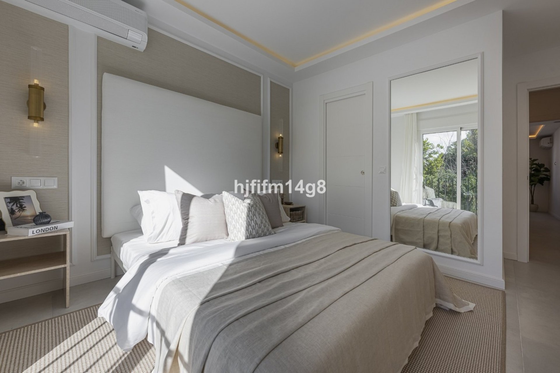 Resale - Town house - Marbella - Nueva Andalucía