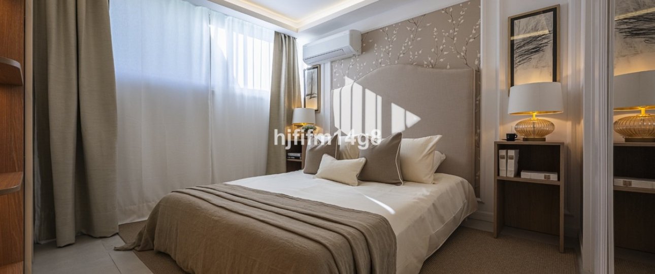 Resale - Town house - Marbella - Nueva Andalucía
