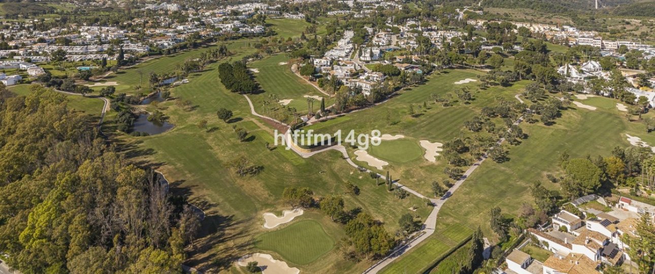 Resale - Town house - Marbella - Nueva Andalucía
