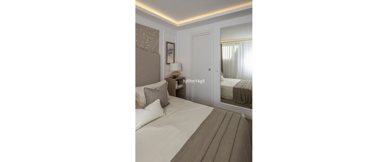Resale - Town house - Marbella - Nueva Andalucía