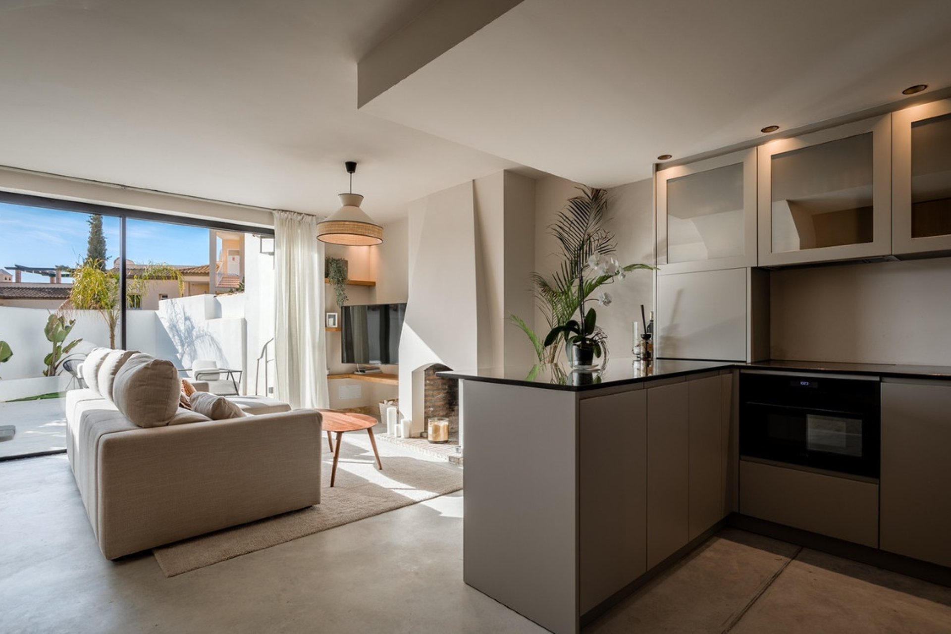 Resale - Town house - Marbella - Nueva Andalucía