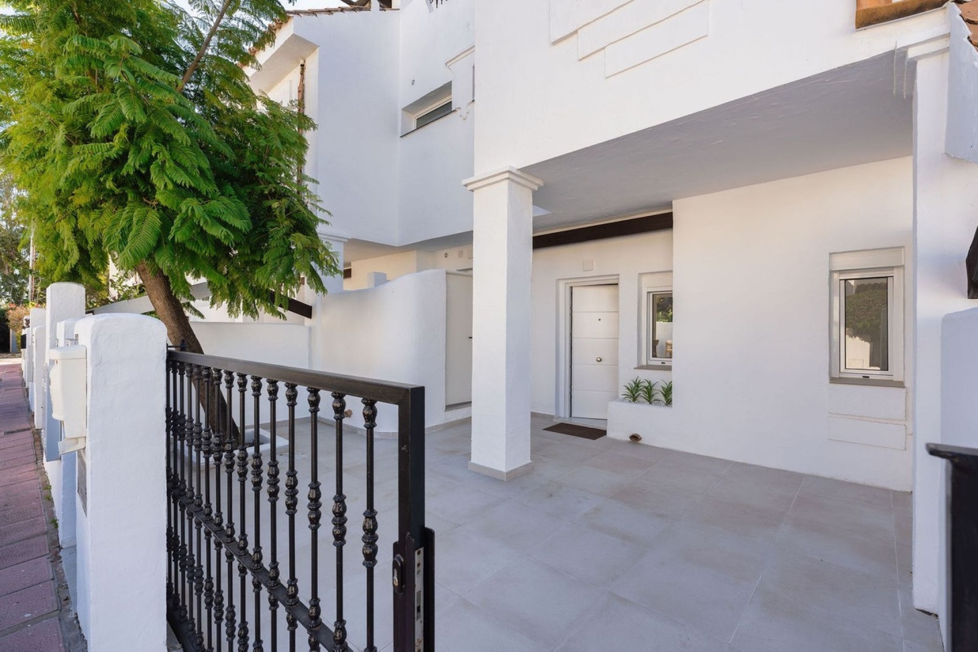 Resale - Town house - Marbella - Nueva Andalucía