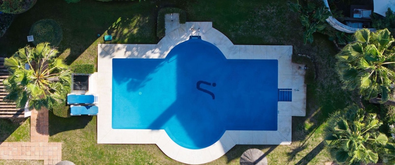 Resale - Town house - Marbella - Nueva Andalucía