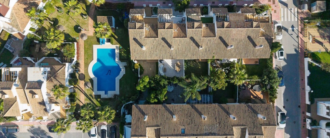 Resale - Town house - Marbella - Nueva Andalucía