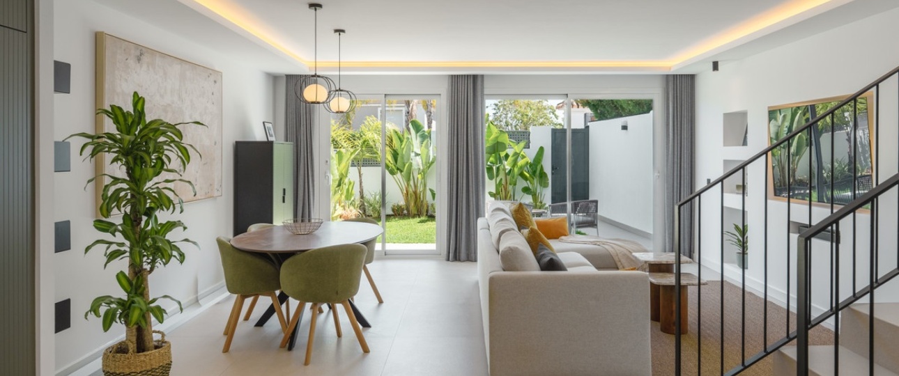 Resale - Town house - Marbella - Nueva Andalucía