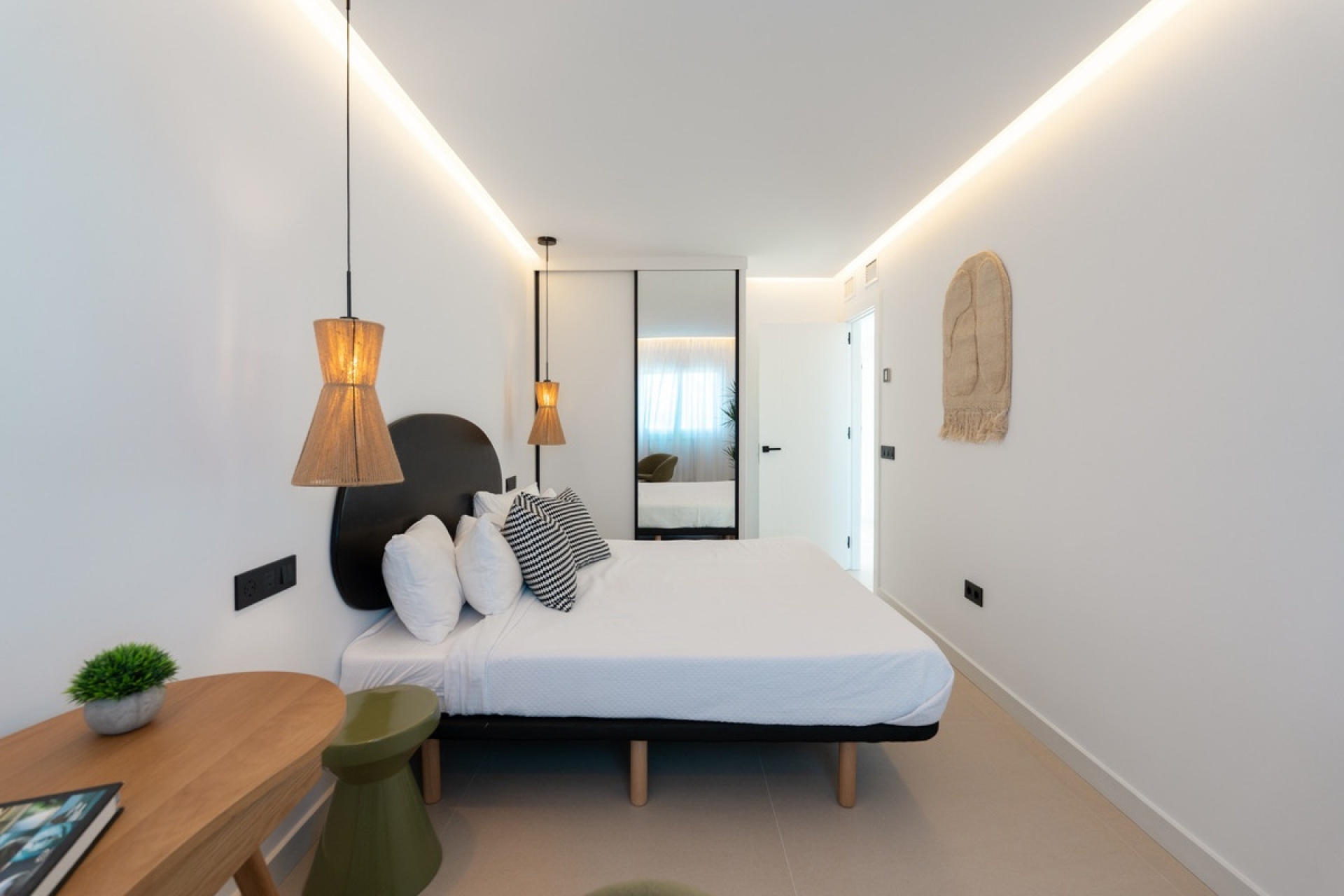 Resale - Town house - Marbella - Nueva Andalucía