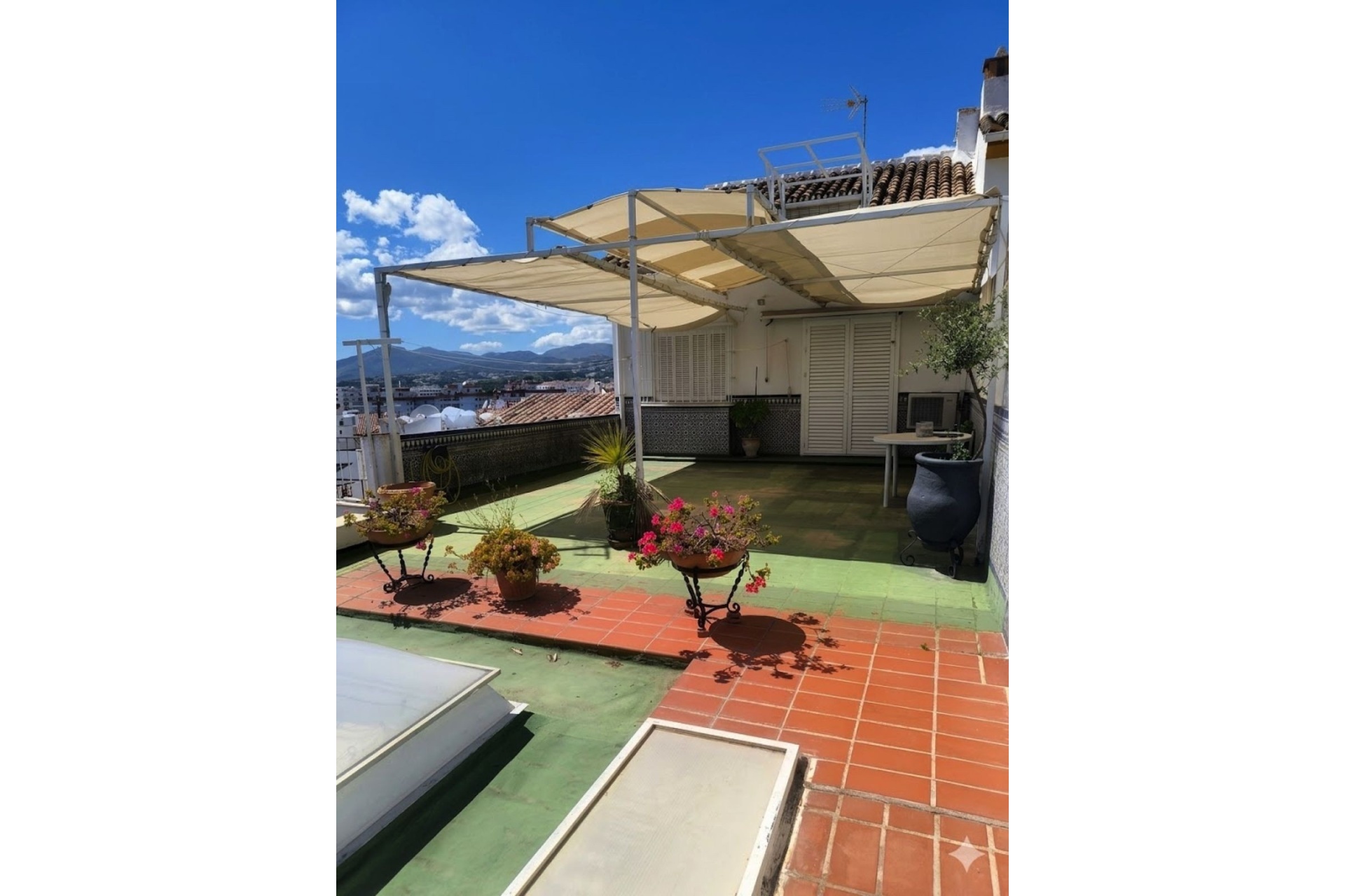Resale - Town house - Marbella - Nueva Andalucía