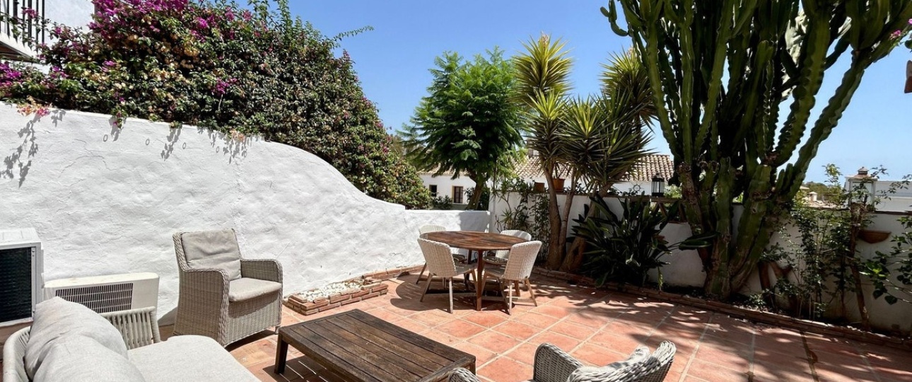 Resale - Town house - Marbella - Nueva Andalucía