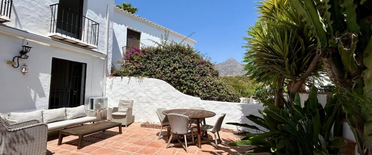 Resale - Town house - Marbella - Nueva Andalucía