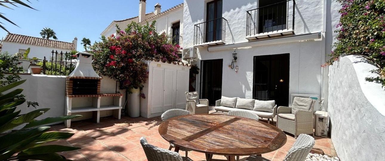 Resale - Town house - Marbella - Nueva Andalucía
