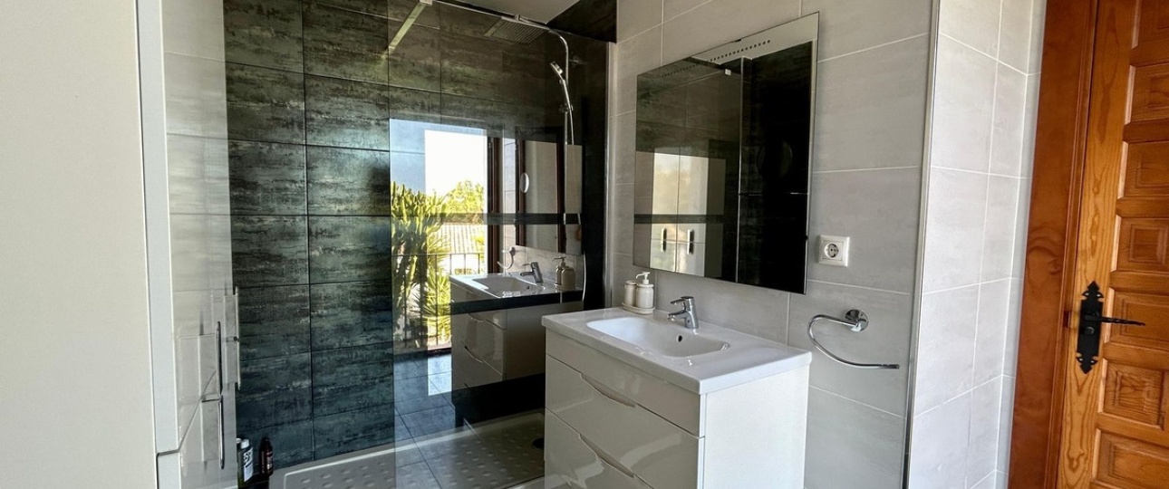Resale - Town house - Marbella - Nueva Andalucía