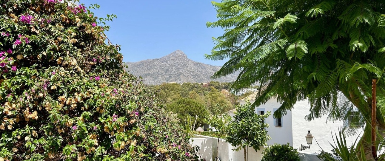 Resale - Town house - Marbella - Nueva Andalucía