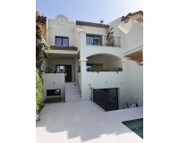 Resale - Town house - Marbella - Nueva Andalucía
