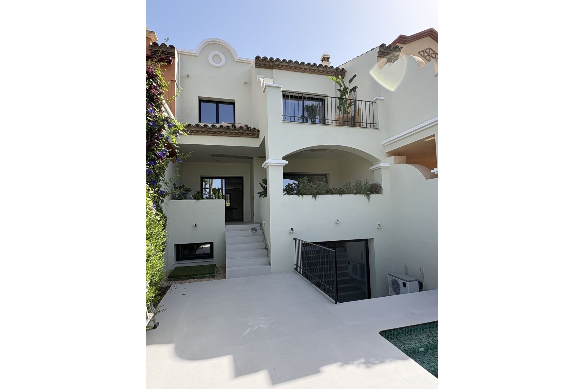 Resale - Town house - Marbella - Nueva Andalucía