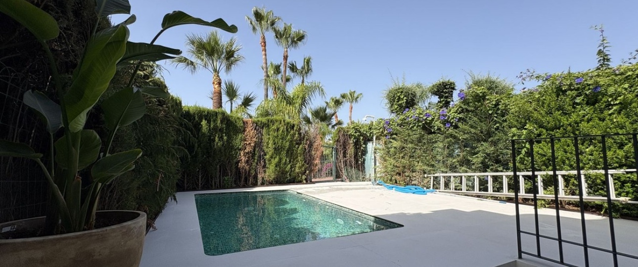 Resale - Town house - Marbella - Nueva Andalucía