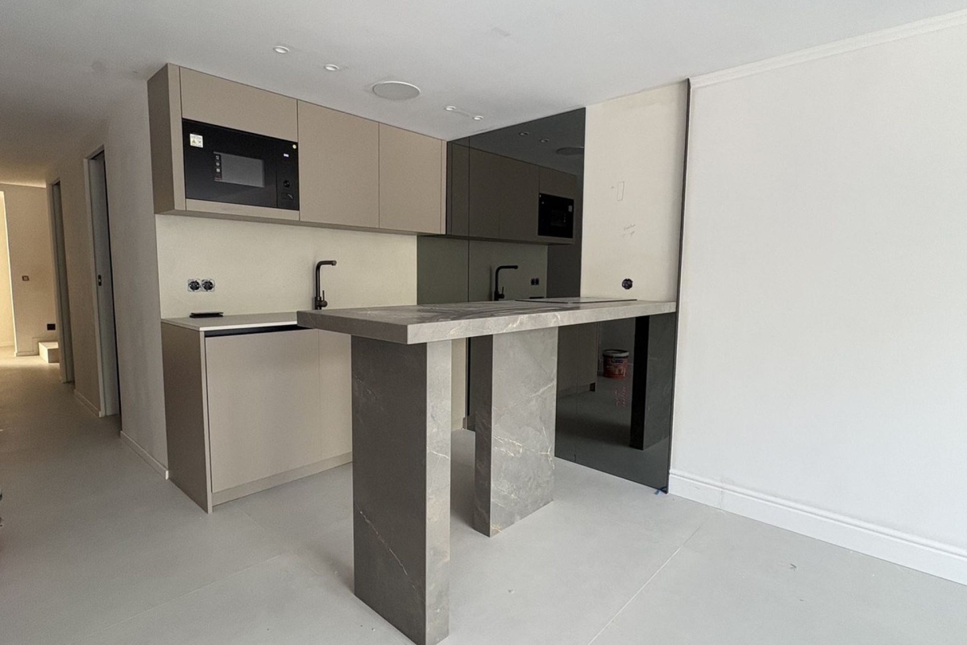 Resale - Town house - Marbella - Nueva Andalucía
