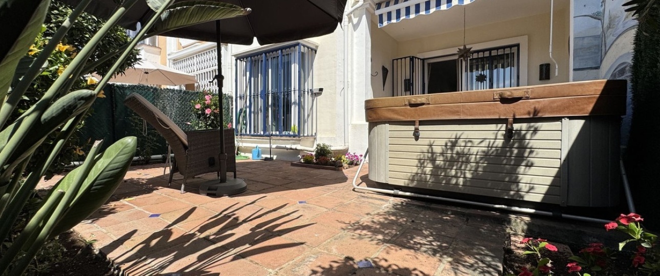 Resale - Town house - Marbella - Nueva Andalucía