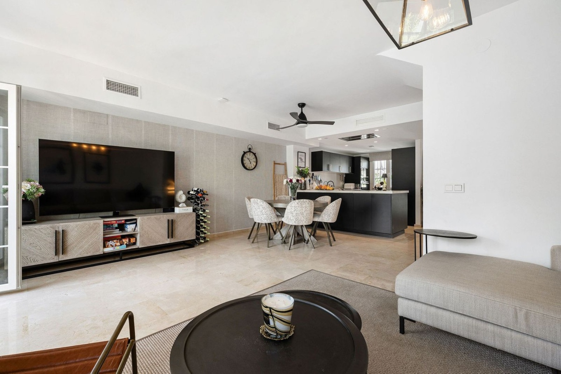 Resale - Town house - Marbella - Nueva Andalucía