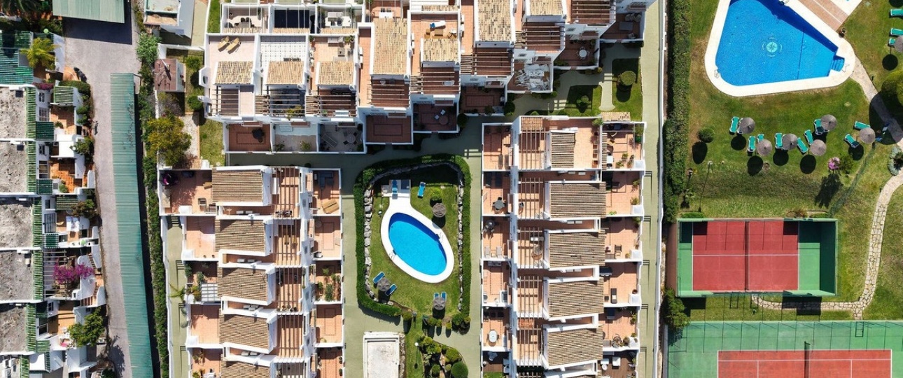 Resale - Town house - Marbella - Nueva Andalucía
