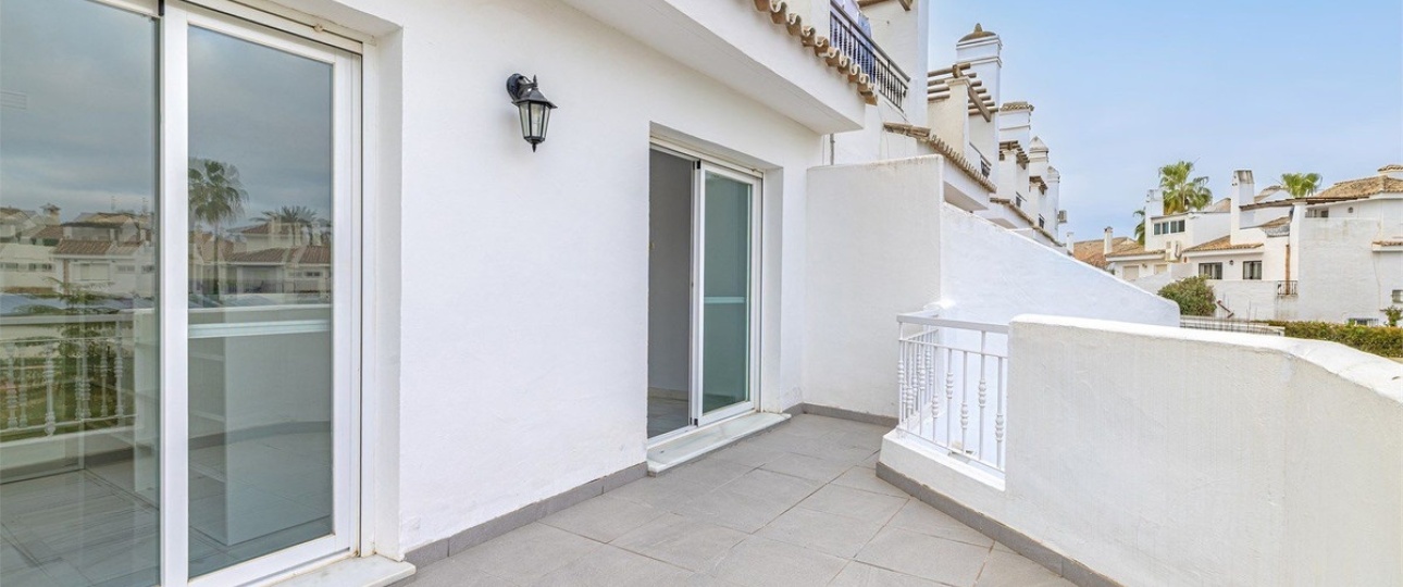 Resale - Town house - Marbella - Nueva Andalucía