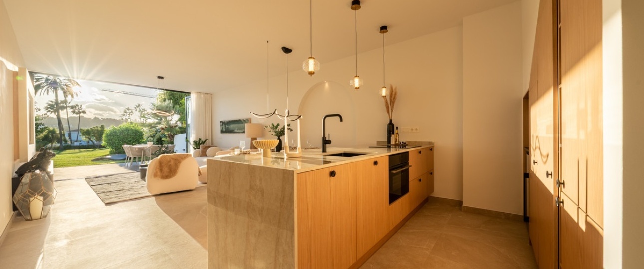 Resale - Town house - Marbella - Nueva Andalucía