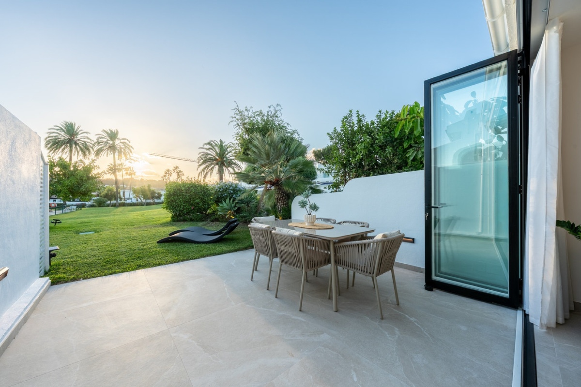Resale - Town house - Marbella - Nueva Andalucía
